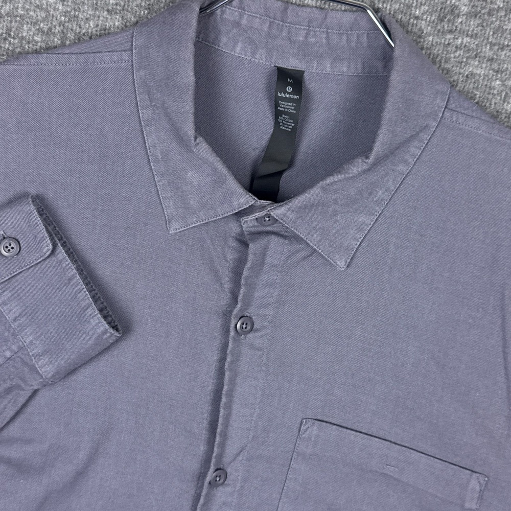 Lululemon Commission Shirt‎ Mens Medium Purple Long Sleeve Button Stretch Preppy